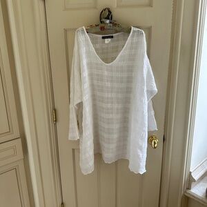 CAROL TURNER TUNIC (L) WITH A ROUNDED V-NECK/EUC